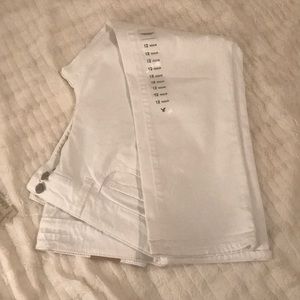 White Crop Jeans
